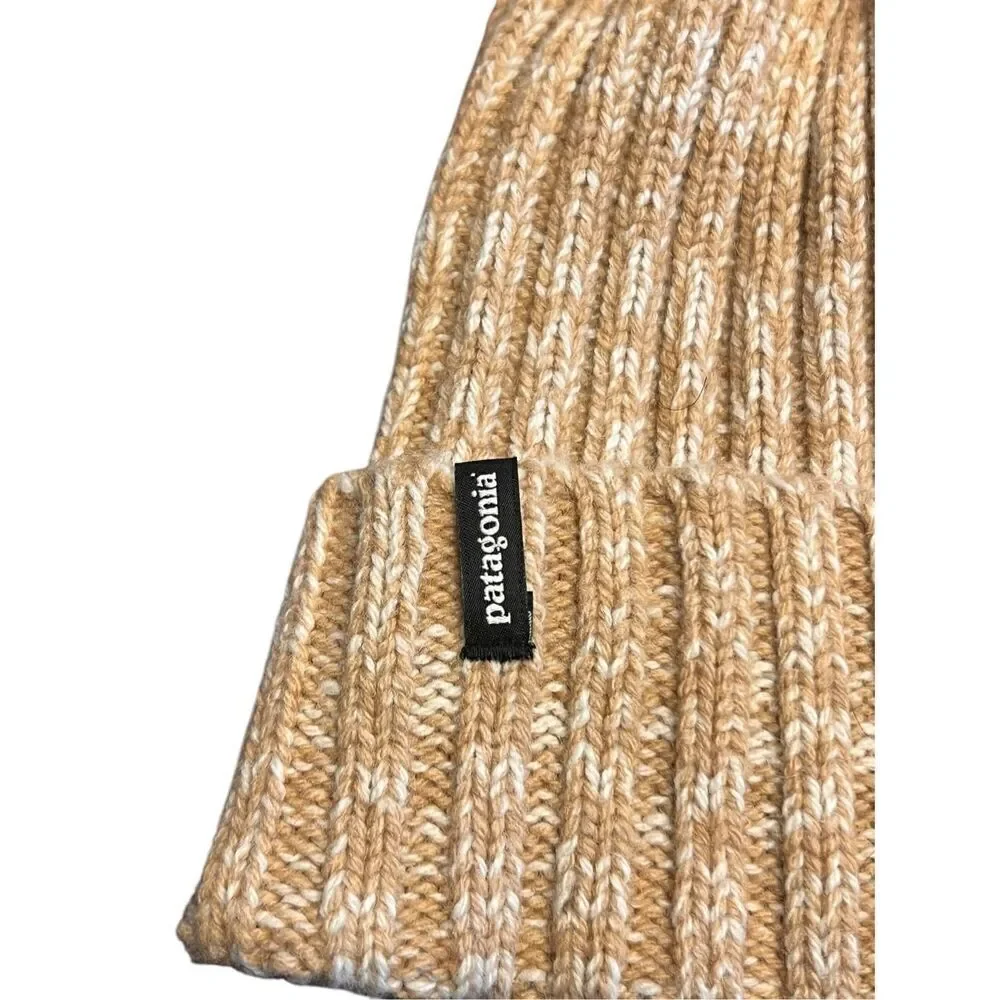 Patagonia woman’s pom